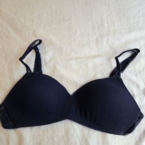 Aerie Wireless Navy Mesh & Lace Trim Bra 36C - convertible back straps